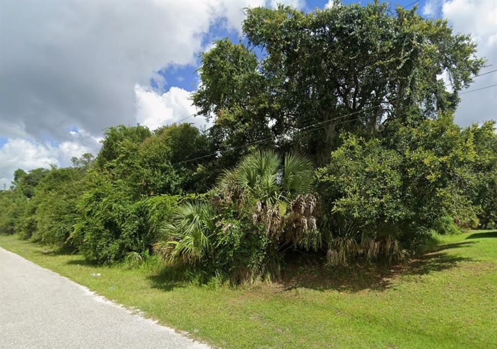 En Venta: $15,000 (0.24 acres)