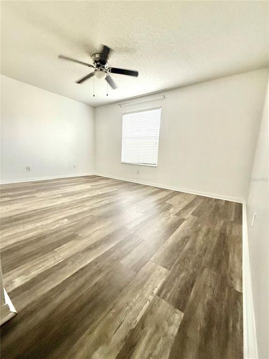 For Rent: $2,100 (3 beds, 2 baths, 1495 Square Feet)