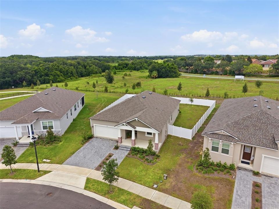 For Rent: $2,400 (4 beds, 2 baths, 1894 Square Feet)