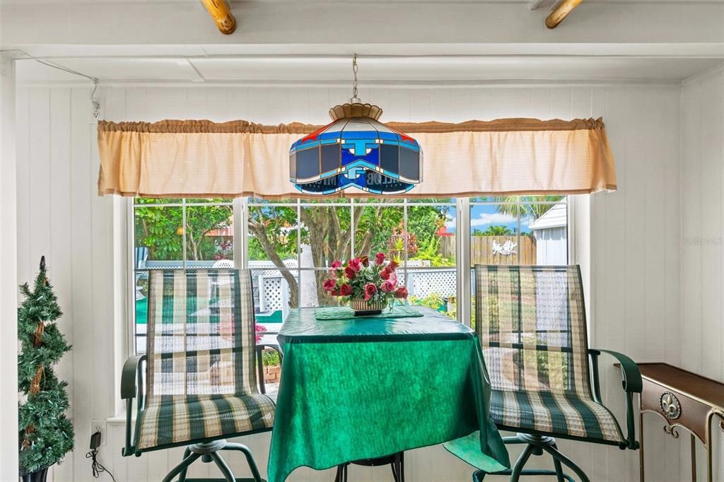 For Sale: $245,000 (2 beds, 2 baths, 1282 Square Feet)