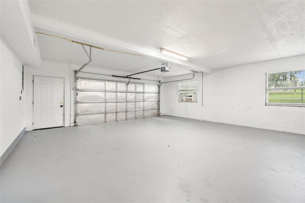 На продажу: $459,999 (3 спален, 2 ванн, 2094 Квадратных фут)