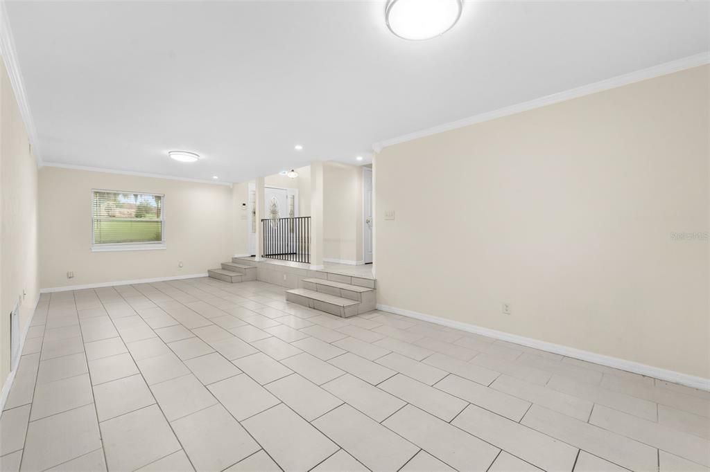 На продажу: $459,999 (3 спален, 2 ванн, 2094 Квадратных фут)