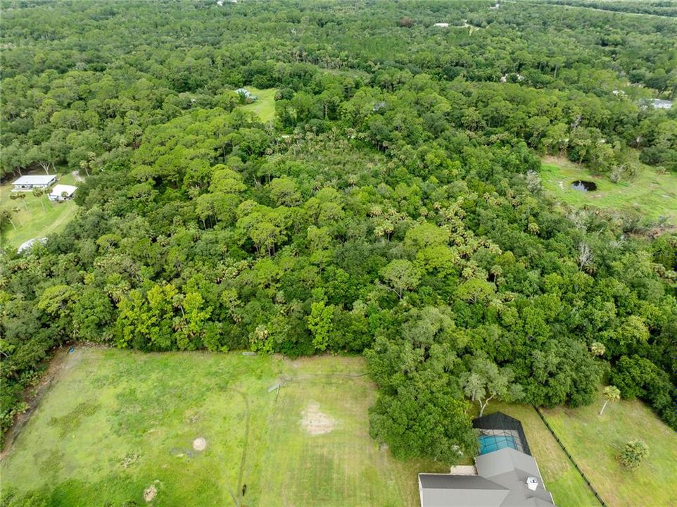 待售: $250,000 (9.80 acres)