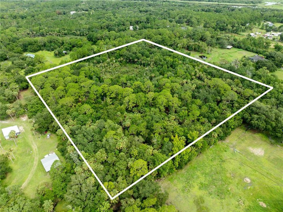 待售: $250,000 (9.80 acres)