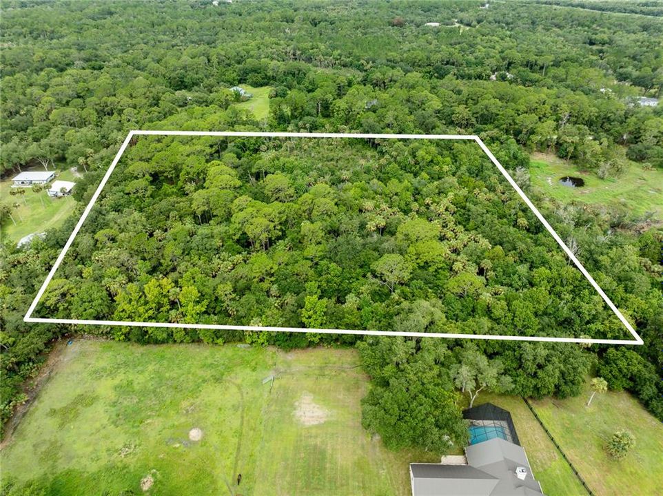 待售: $250,000 (9.80 acres)