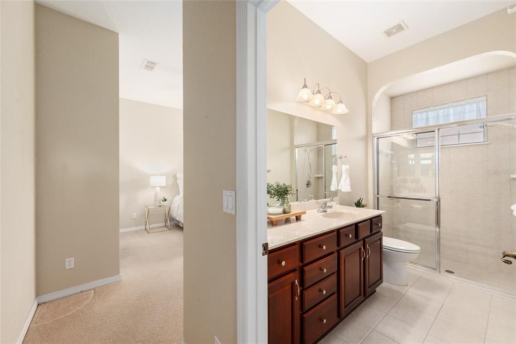 For Sale: $459,000 (3 beds, 3 baths, 2043 Square Feet)