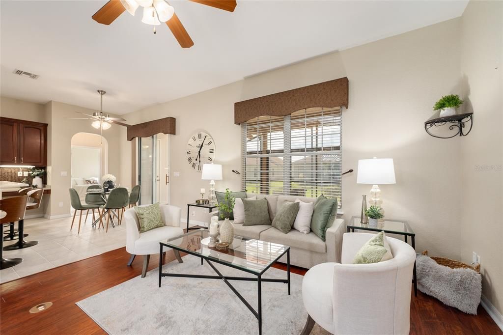 For Sale: $459,000 (3 beds, 3 baths, 2043 Square Feet)
