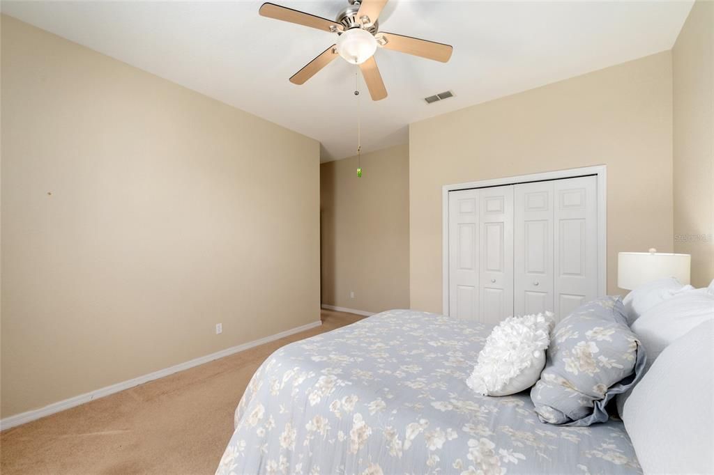 For Sale: $459,000 (3 beds, 3 baths, 2043 Square Feet)