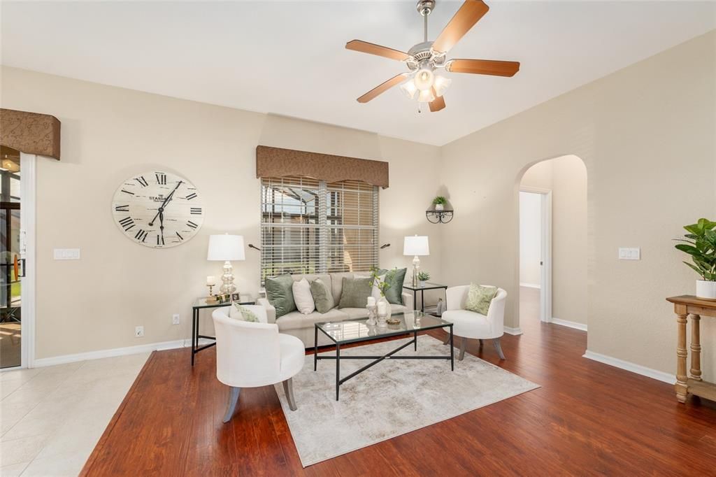 For Sale: $459,000 (3 beds, 3 baths, 2043 Square Feet)