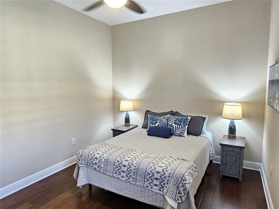 For Rent: $5,800 (3 beds, 2 baths, 1584 Square Feet)