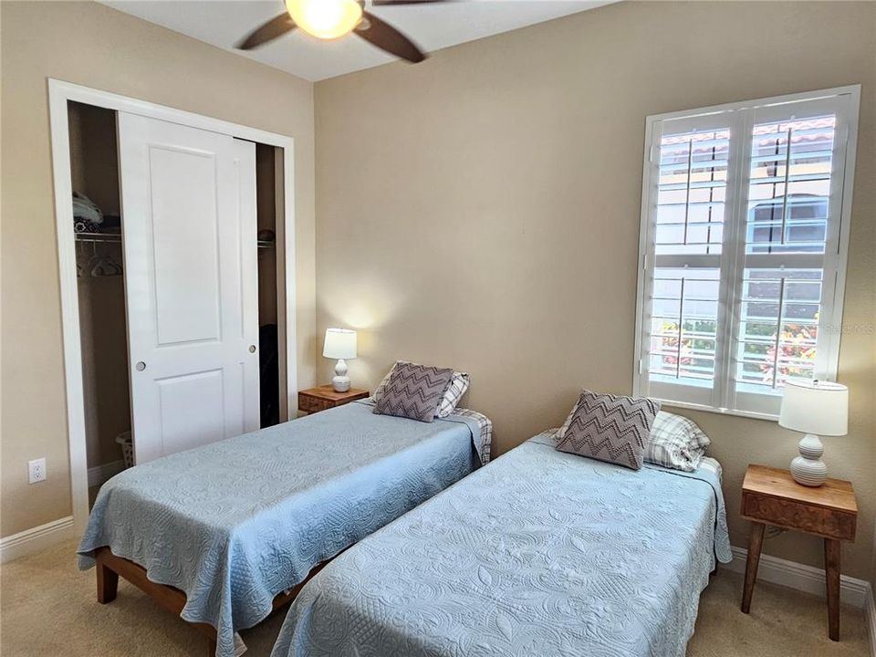 For Rent: $5,800 (3 beds, 2 baths, 1584 Square Feet)