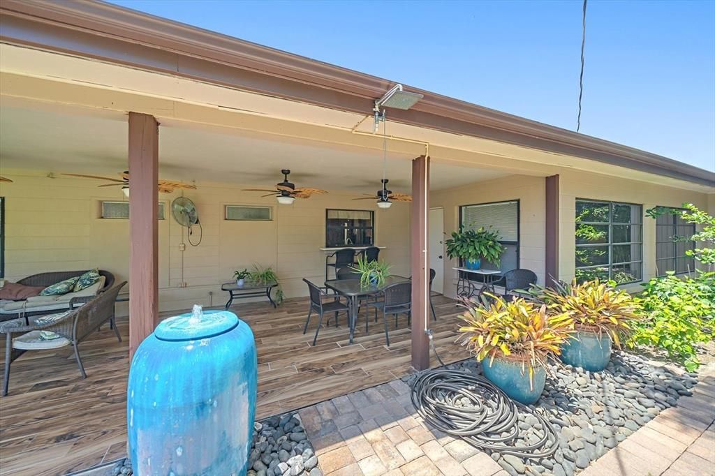 For Sale: $829,000 (3 beds, 2 baths, 1780 Square Feet)