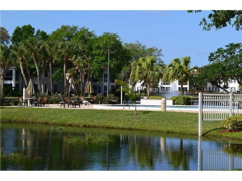 For Rent: $2,000 (2 beds, 2 baths, 1031 Square Feet)