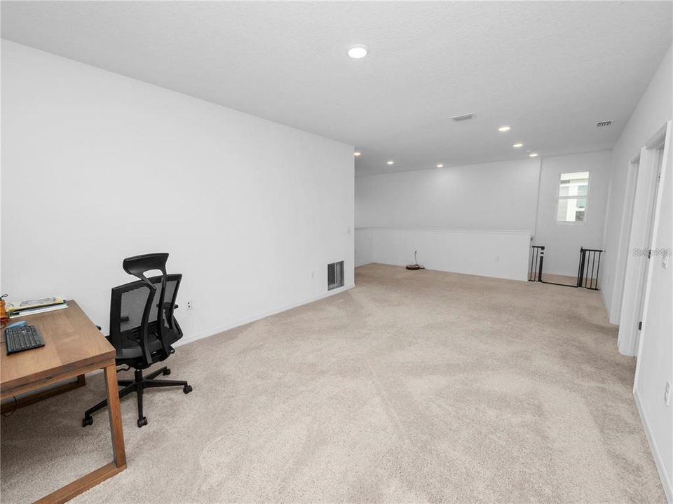 For Rent: $2,495 (4 beds, 3 baths, 2553 Square Feet)