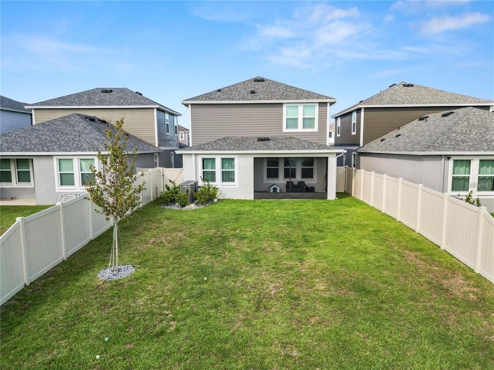 For Rent: $2,495 (4 beds, 3 baths, 2553 Square Feet)
