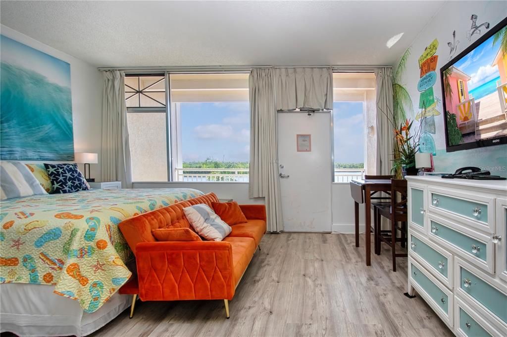 En Venta: $169,000 (1 camas, 1 baños, 355 Pies cuadrados)
