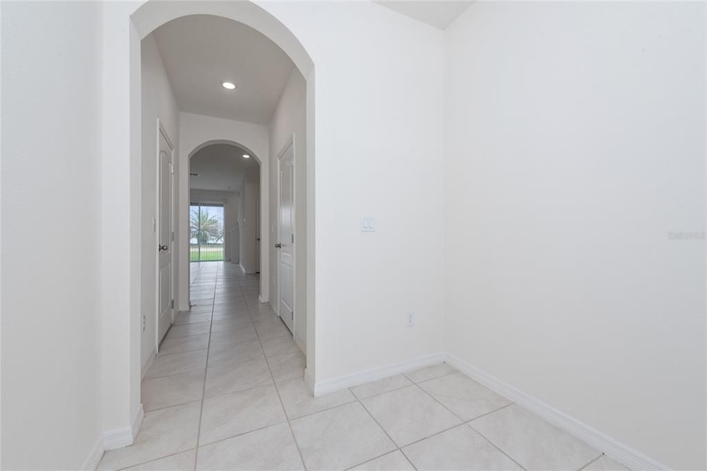 For Rent: $1,890 (3 beds, 2 baths, 1673 Square Feet)