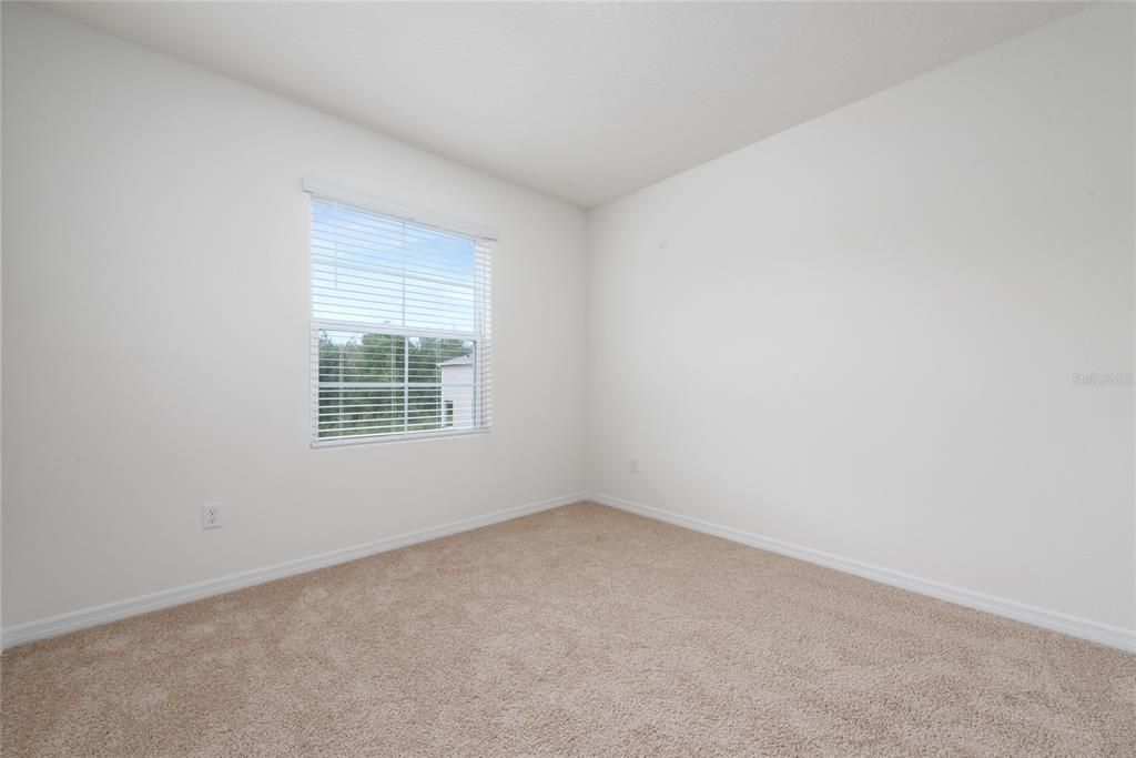 For Rent: $1,890 (3 beds, 2 baths, 1673 Square Feet)