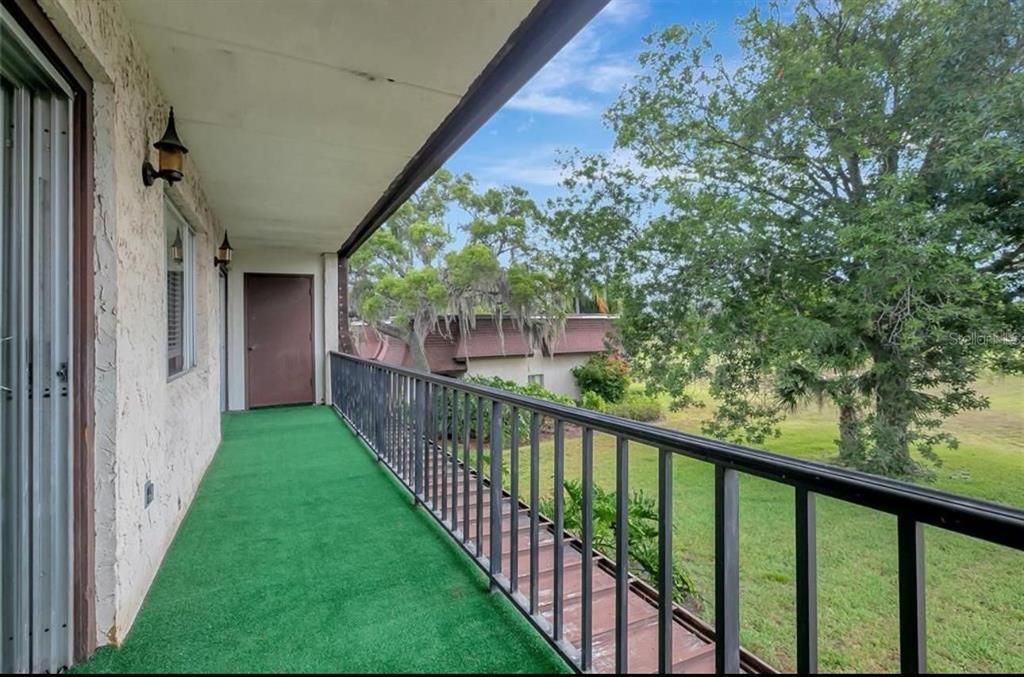 For Sale: $129,000 (2 beds, 2 baths, 1044 Square Feet)