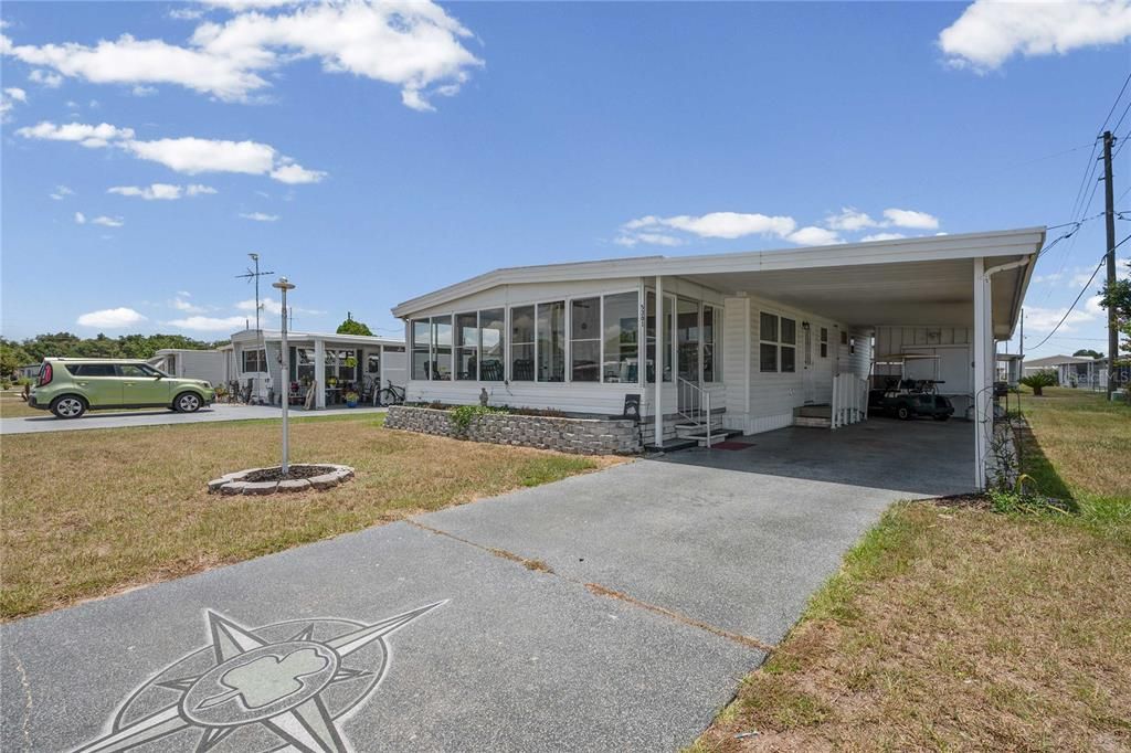 For Sale: $139,900 (2 beds, 2 baths, 960 Square Feet)