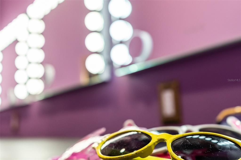На продажу: $1,275,000 (5 спален, 4 ванн, 3355 Квадратных фут)