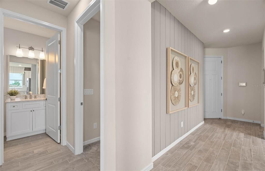 For Sale: $397,746 (2 beds, 2 baths, 1579 Square Feet)
