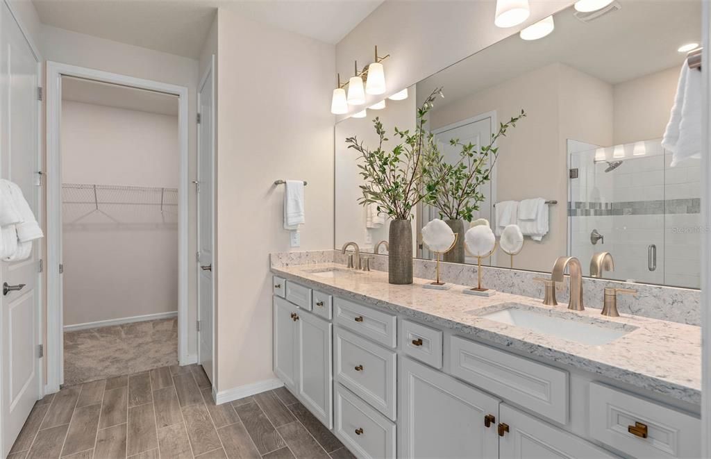 For Sale: $397,746 (2 beds, 2 baths, 1579 Square Feet)