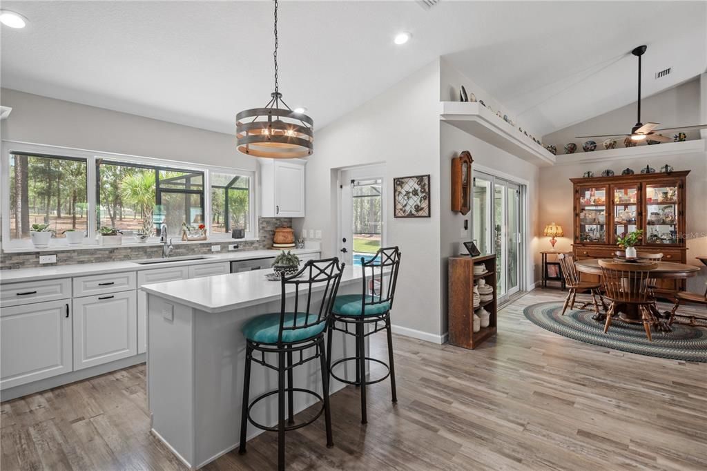 For Sale: $539,900 (3 beds, 2 baths, 1619 Square Feet)