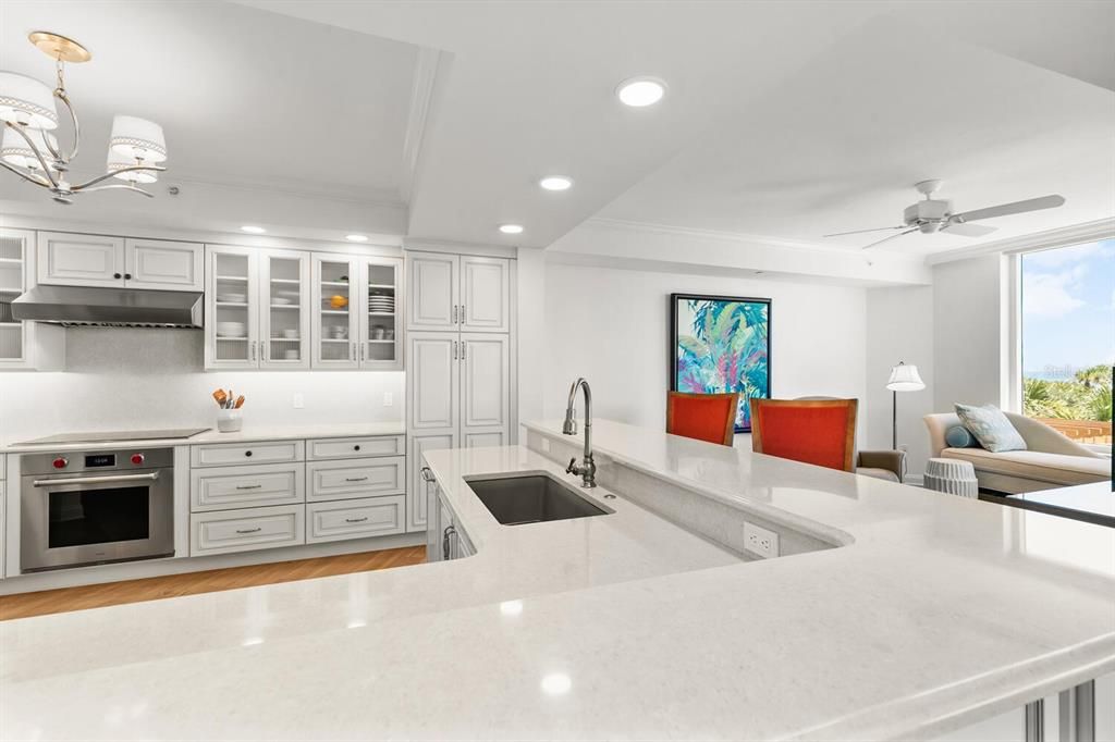 For Sale: $1,499,000 (2 beds, 2 baths, 2150 Square Feet)