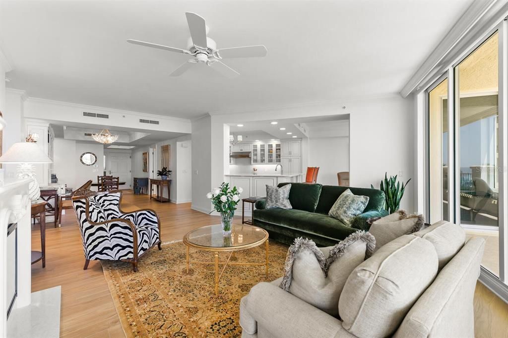 For Sale: $1,499,000 (2 beds, 2 baths, 2150 Square Feet)