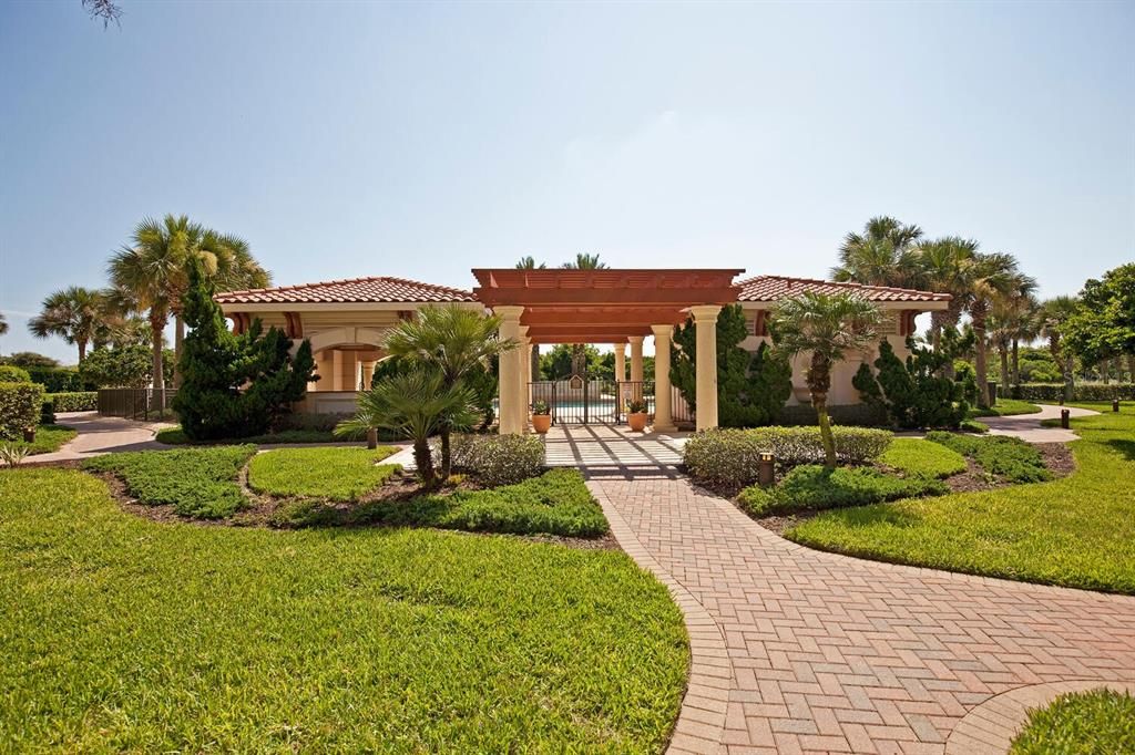 For Sale: $1,499,000 (2 beds, 2 baths, 2150 Square Feet)