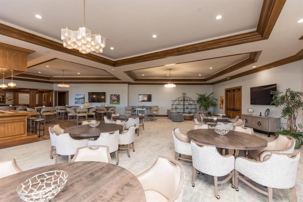 For Sale: $1,499,000 (2 beds, 2 baths, 2150 Square Feet)