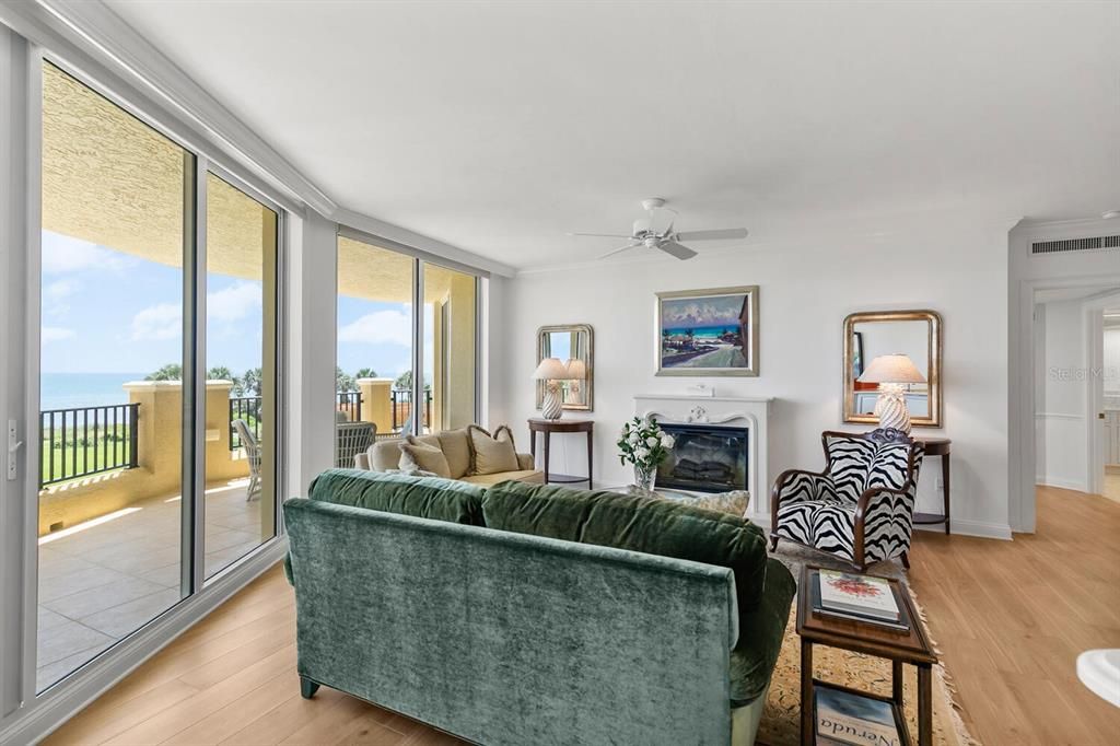 For Sale: $1,499,000 (2 beds, 2 baths, 2150 Square Feet)