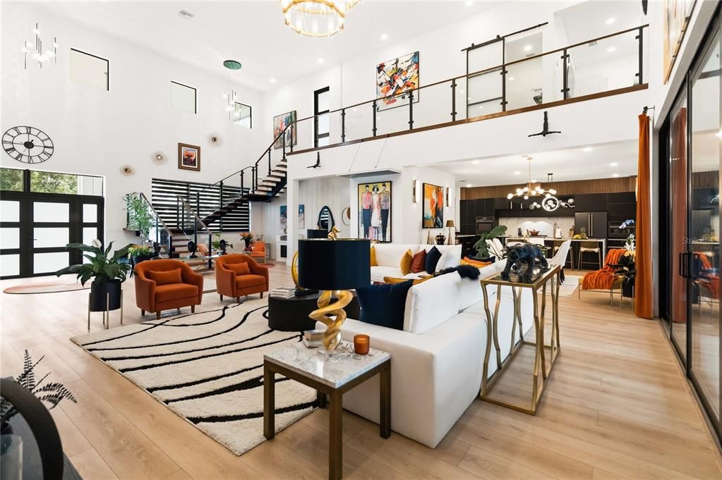 На продажу: $2,195,000 (4 спален, 6 ванн, 4857 Квадратных фут)