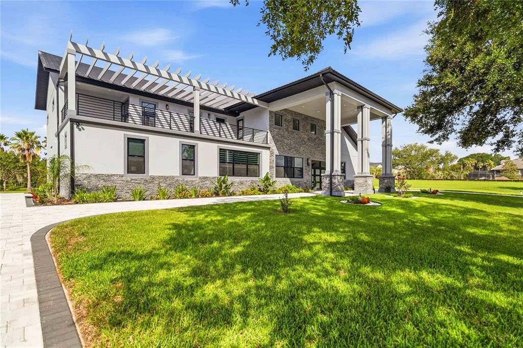 На продажу: $2,195,000 (4 спален, 6 ванн, 4857 Квадратных фут)