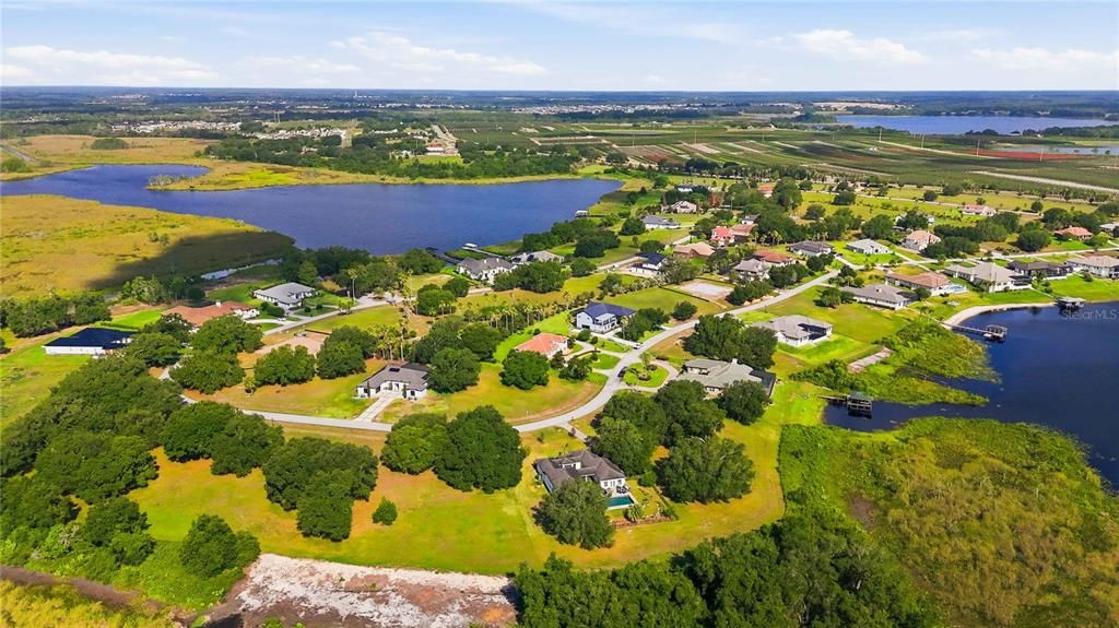 На продажу: $2,195,000 (4 спален, 6 ванн, 4857 Квадратных фут)