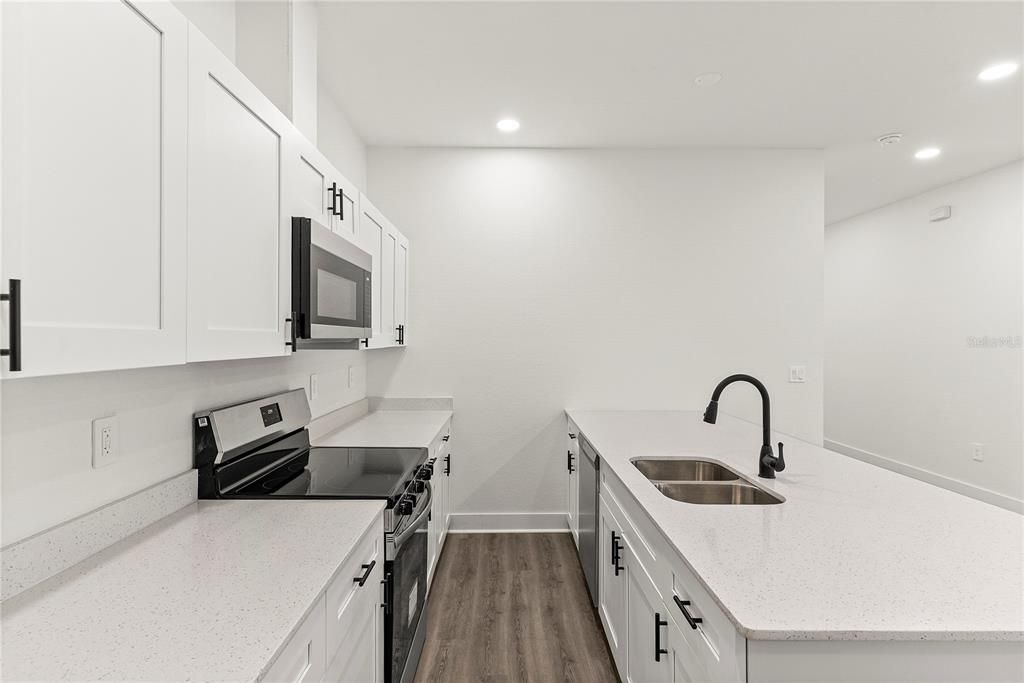 For Sale: $539,000 (4 beds, 2 baths, 1680 Square Feet)