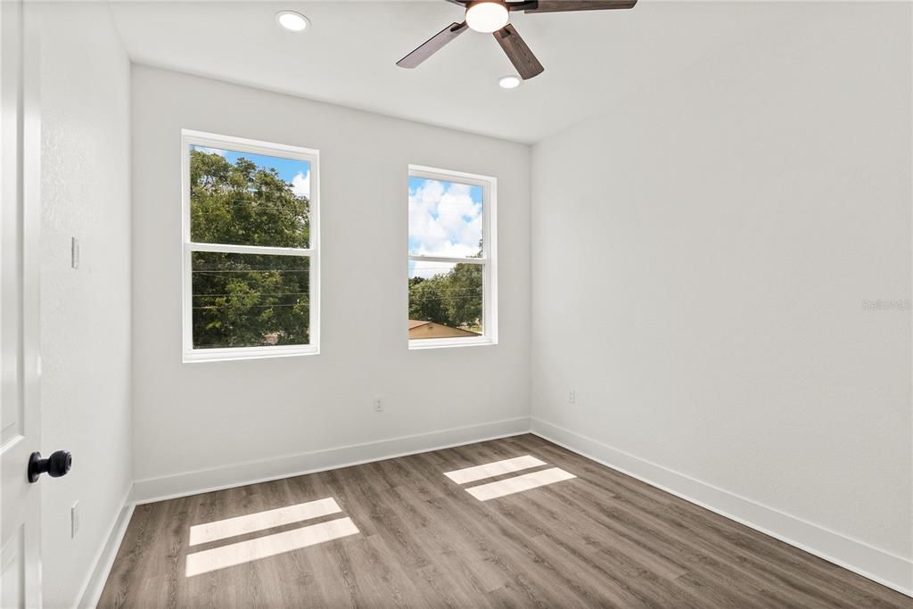 For Sale: $539,000 (4 beds, 2 baths, 1680 Square Feet)