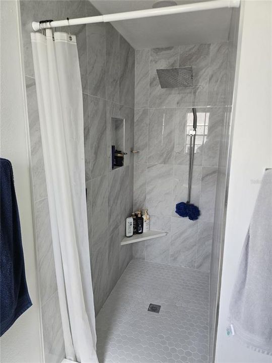 For Sale: $360,000 (3 beds, 2 baths, 1396 Square Feet)