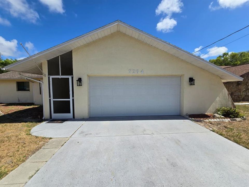 For Sale: $360,000 (3 beds, 2 baths, 1396 Square Feet)