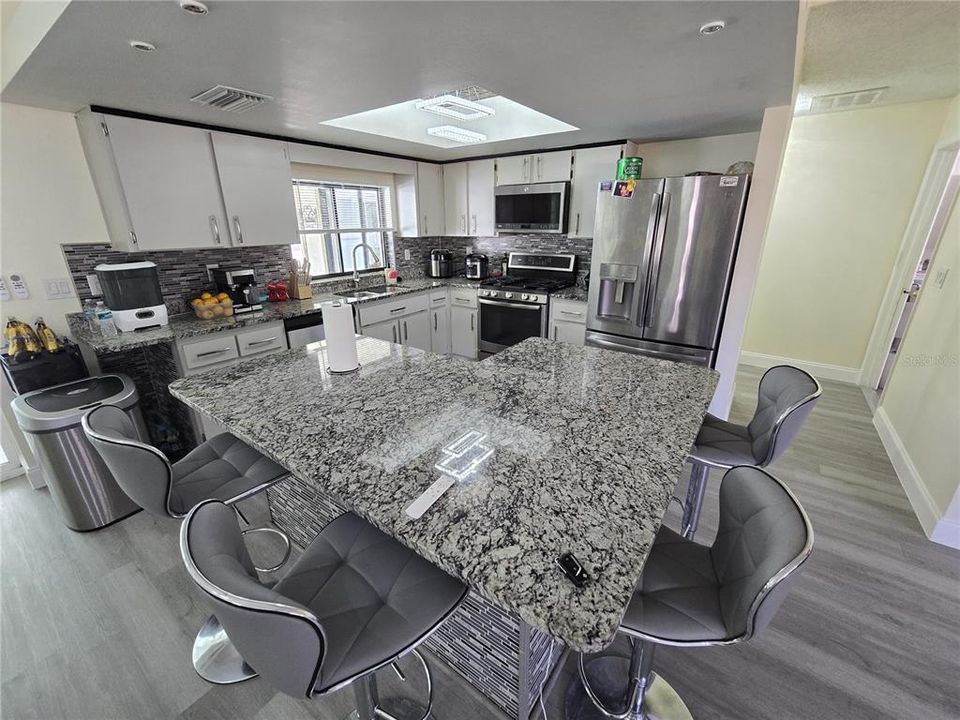 For Sale: $360,000 (3 beds, 2 baths, 1396 Square Feet)