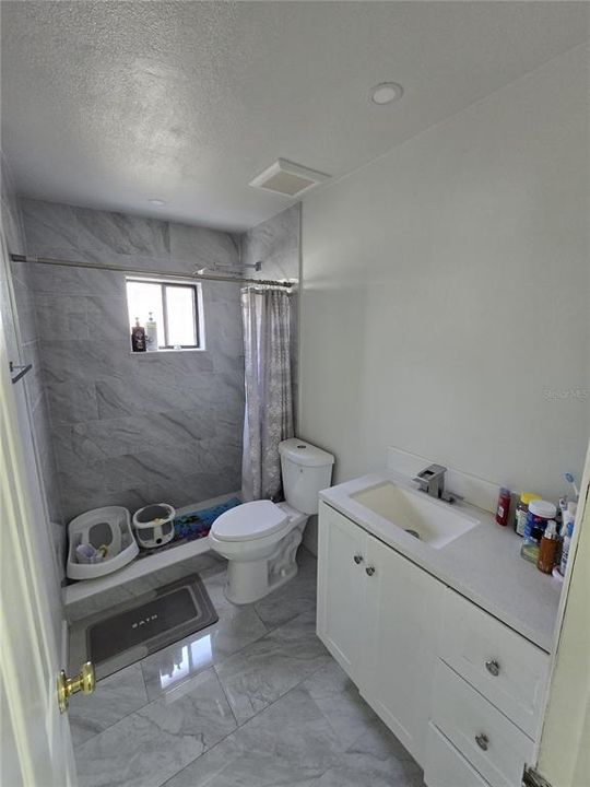 For Sale: $360,000 (3 beds, 2 baths, 1396 Square Feet)