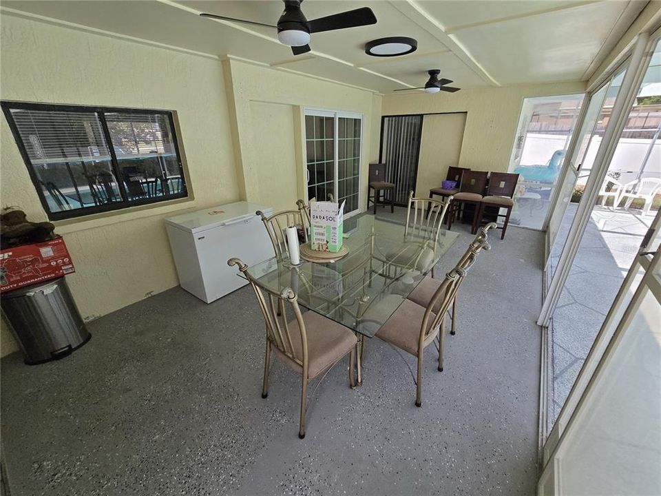 For Sale: $360,000 (3 beds, 2 baths, 1396 Square Feet)