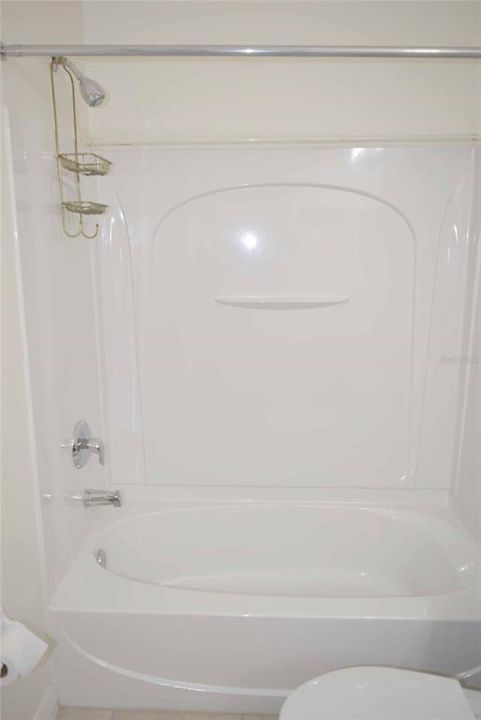 For Rent: $1,995 (2 beds, 2 baths, 1200 Square Feet)