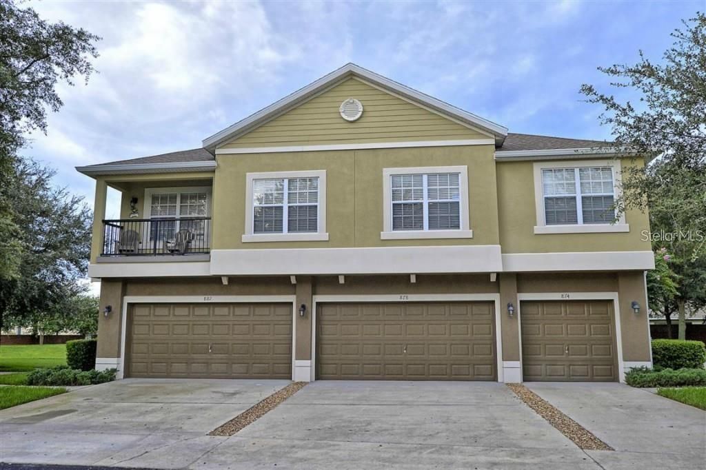 For Rent: $1,995 (2 beds, 2 baths, 1200 Square Feet)
