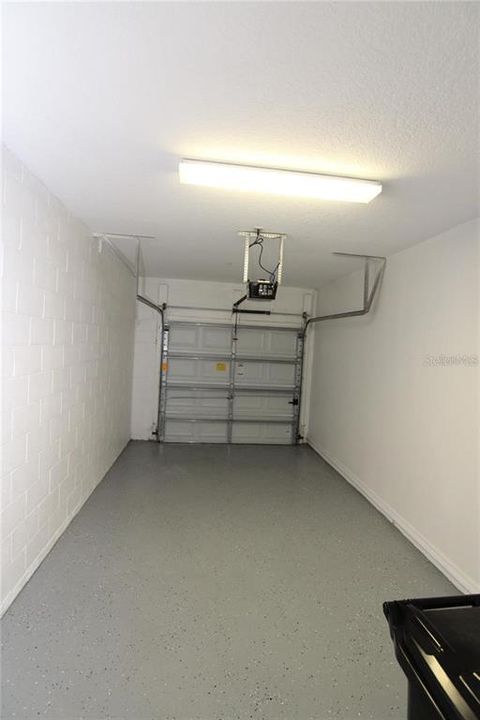 For Rent: $1,995 (2 beds, 2 baths, 1200 Square Feet)