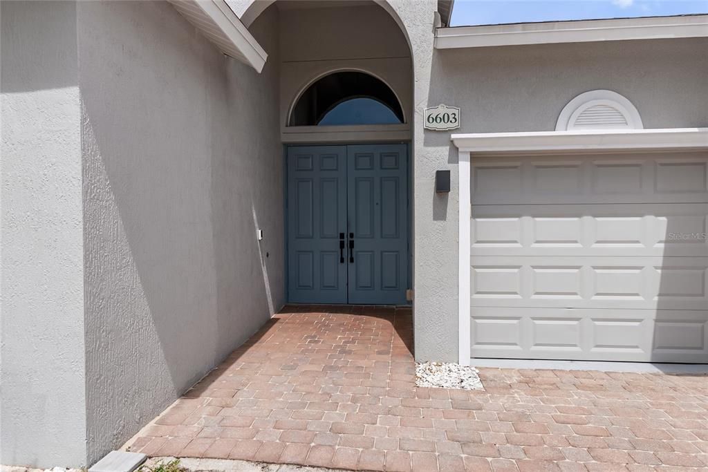 Active With Contract: $4,100 (4 beds, 3 baths, 2602 Square Feet)