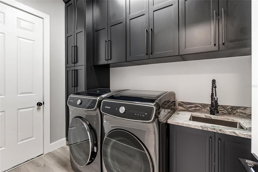 Active With Contract: $4,100 (4 beds, 3 baths, 2602 Square Feet)