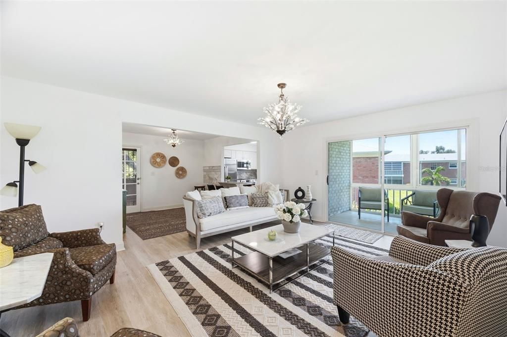 For Sale: $239,900 (3 beds, 2 baths, 1385 Square Feet)