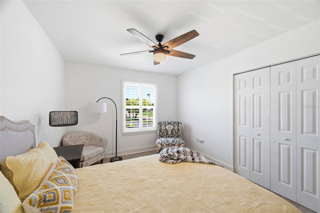 For Sale: $239,900 (3 beds, 2 baths, 1385 Square Feet)